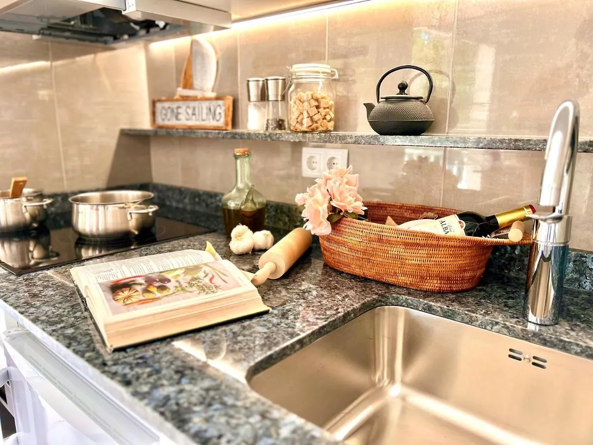Villa Alexia - Apartment Isla - Sunny One Bedroom Apt - Balcony-Terrace Port de Pollenca