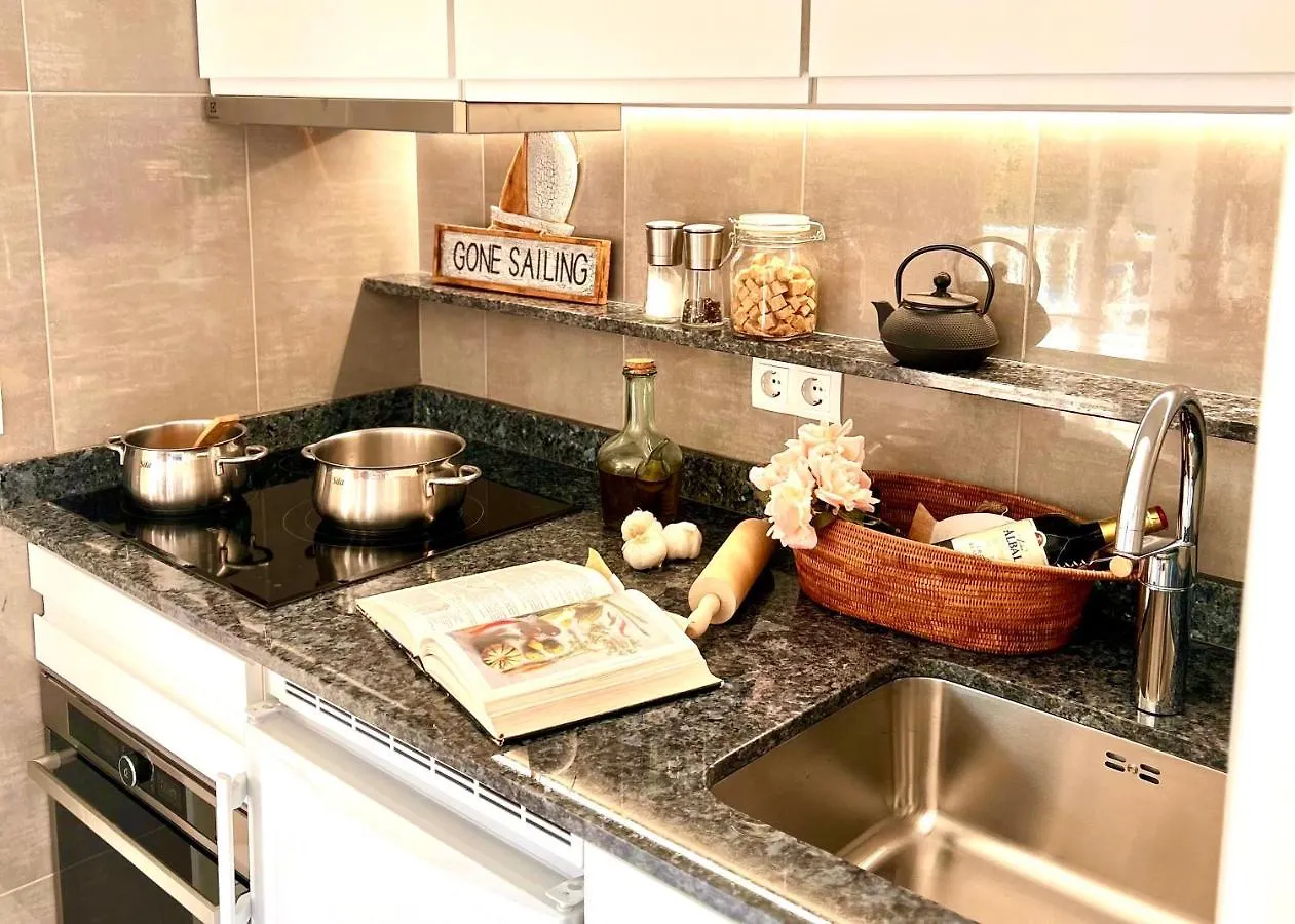 Villa Alexia - Apartment Isla - Sunny One Bedroom Apt - Balcony-Terrace Port de Pollenca